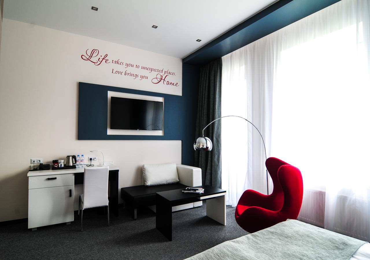 Homelike Hotel เดากัฟปิลส์ ภายนอก รูปภาพ