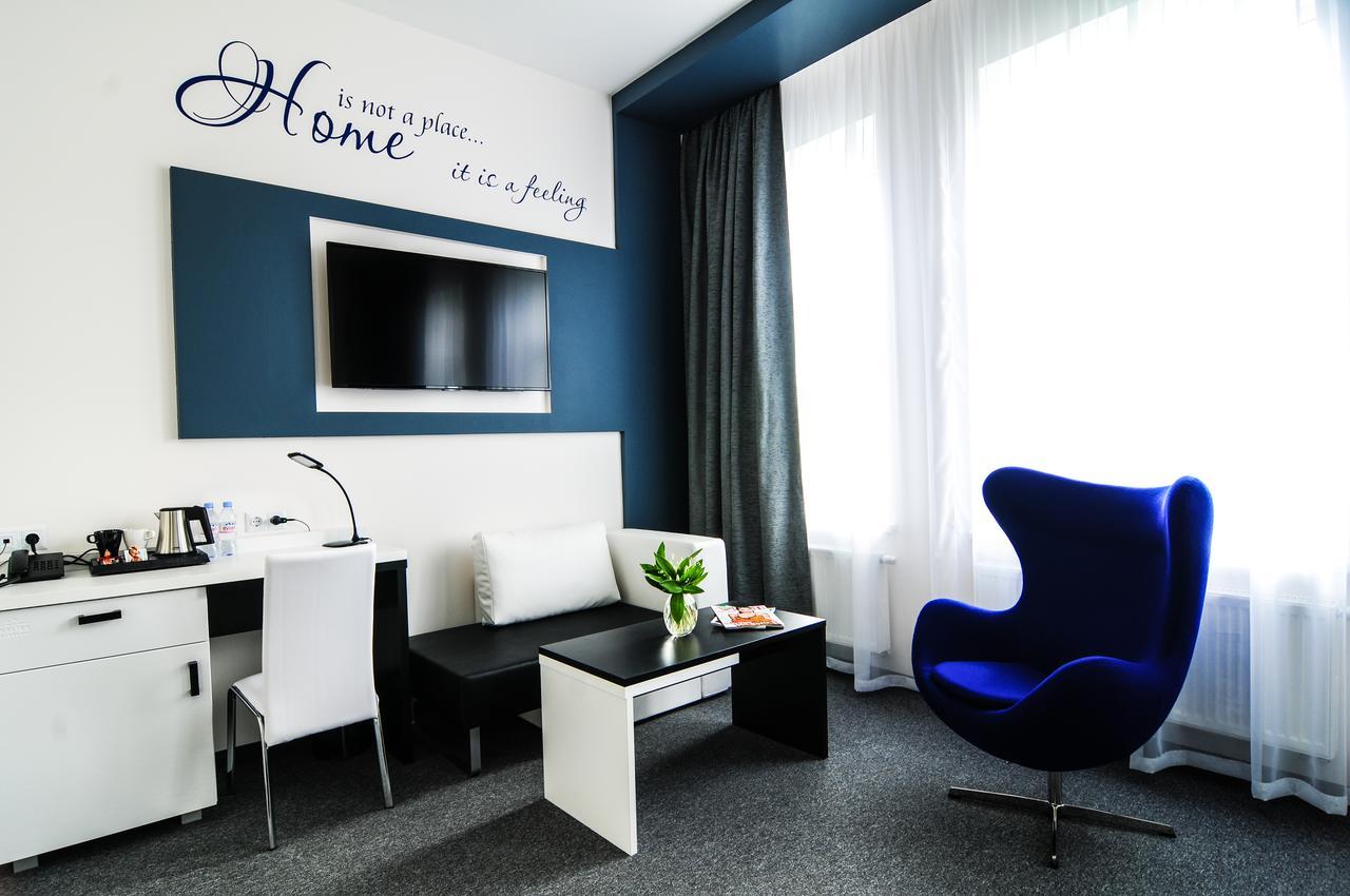 Homelike Hotel เดากัฟปิลส์ ภายนอก รูปภาพ