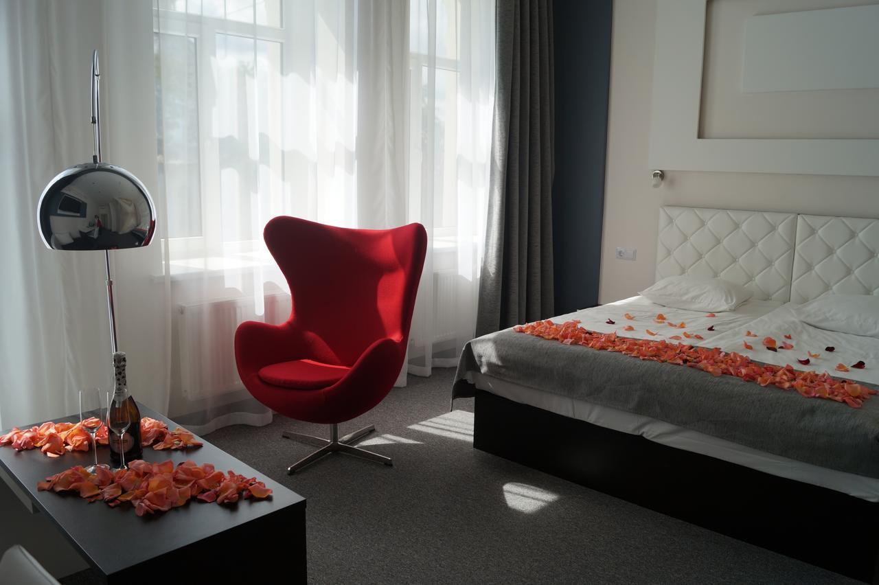 Homelike Hotel เดากัฟปิลส์ ภายนอก รูปภาพ